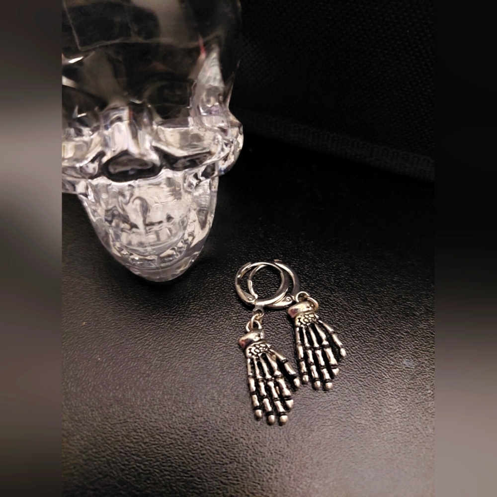 💥 3 for 15! Silver skeleton hand earrings unisex